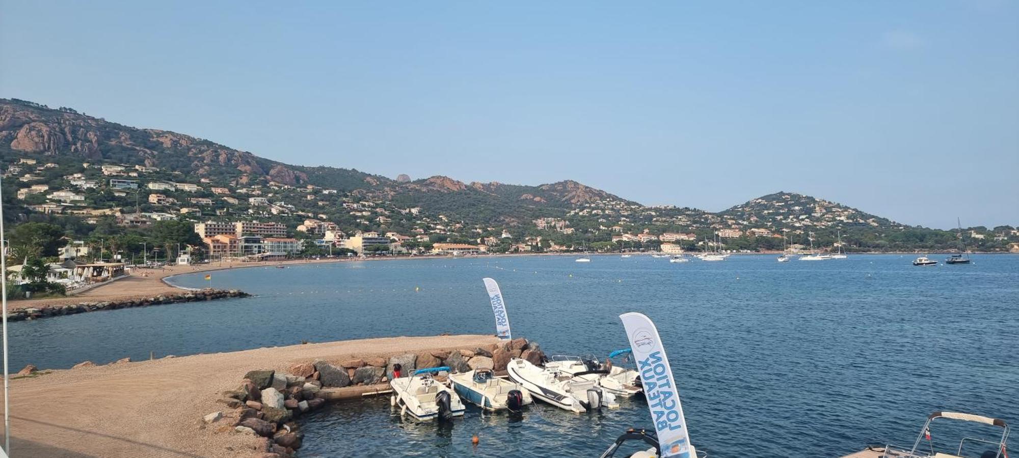 Agay Cap Esterel Le Hameau F2 Clim Plein Sud Dernier Etage Magnifique Vue Mer Saint-Raphaël Extérieur photo