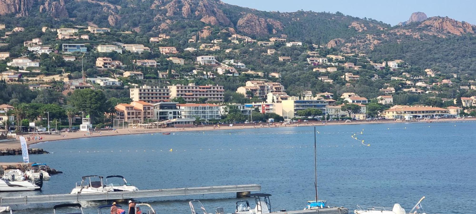 Agay Cap Esterel Le Hameau F2 Clim Plein Sud Dernier Etage Magnifique Vue Mer Saint-Raphaël Extérieur photo