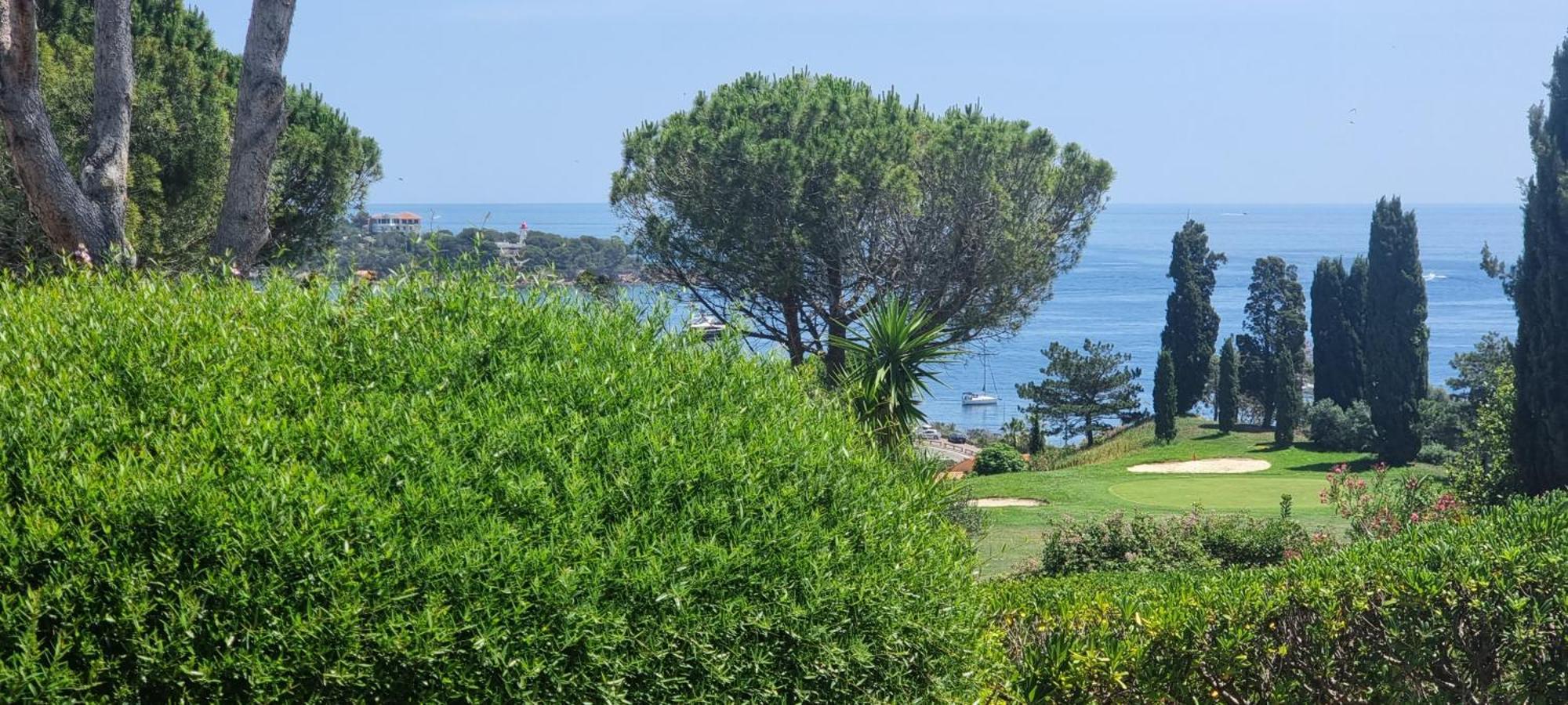 Agay Cap Esterel Le Hameau F2 Clim Plein Sud Dernier Etage Magnifique Vue Mer Saint-Raphaël Extérieur photo