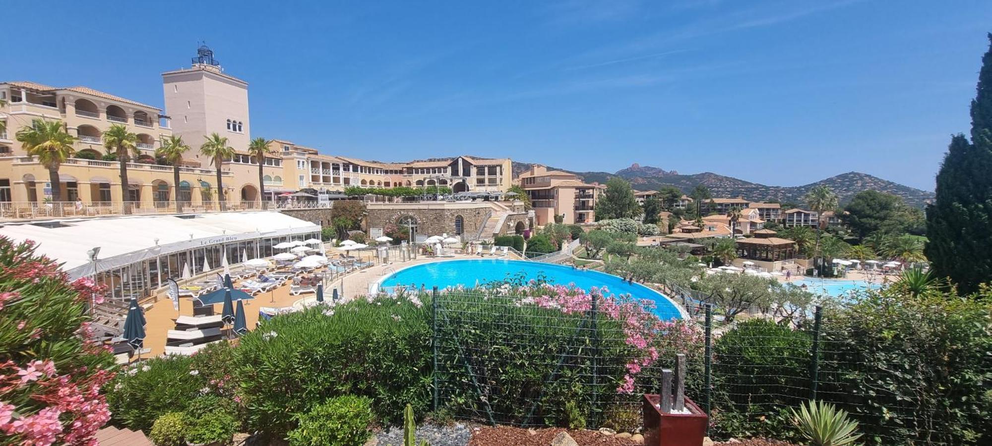 Agay Cap Esterel Le Hameau F2 Clim Plein Sud Dernier Etage Magnifique Vue Mer Saint-Raphaël Extérieur photo